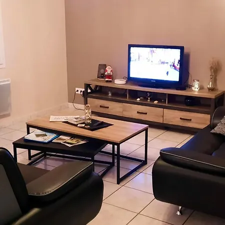 Hotell Maison De 3 Avec Jardin Clos Et Wifi A A 8 Km De La Arrest